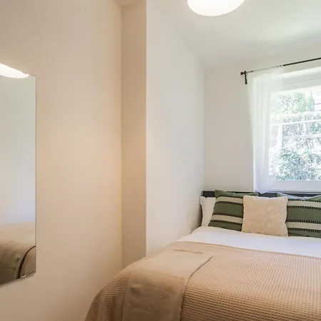 Alba On By Rent Apartmán *